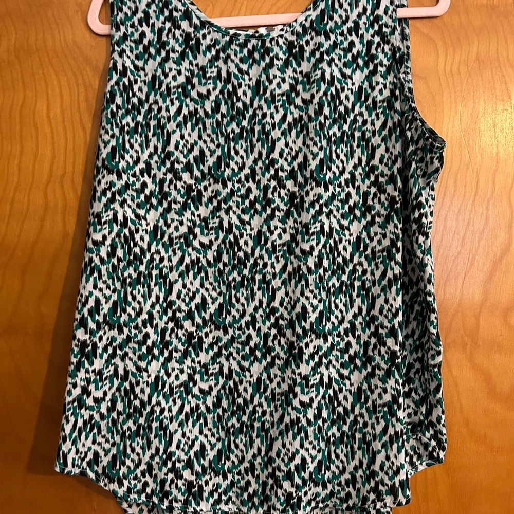 Delton Zipper Back Blouse